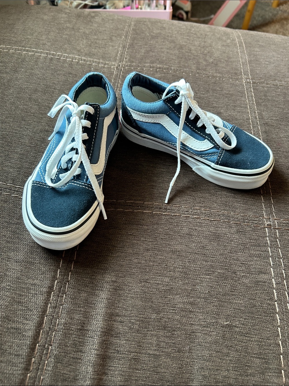 Vans Kids Low-Top Sneakers in Navy and Light Blue with White Stripe
